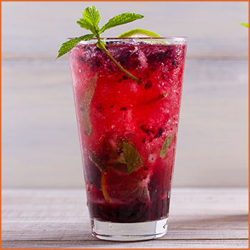 Summer Cocktails Blackberry Mojito